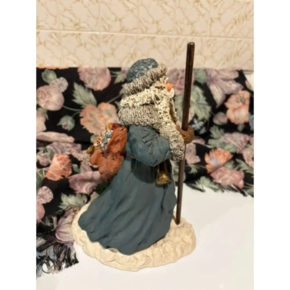 VTG 1988 June McKenna Santa Figurine *READ